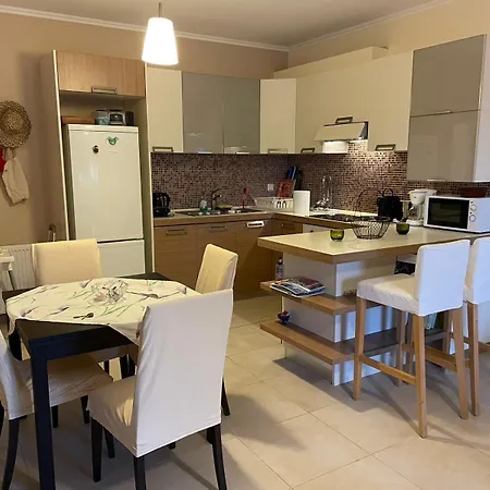 Apartment With Gardens *