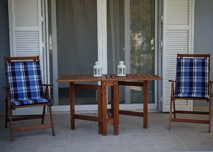 Appartamento With Gardens